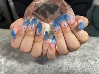 ネイル 佐野 愛美のネイルデザイン
