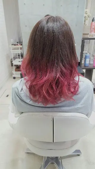 セミロング 髪質改善×レイヤー 高嶋のヘアスタイル