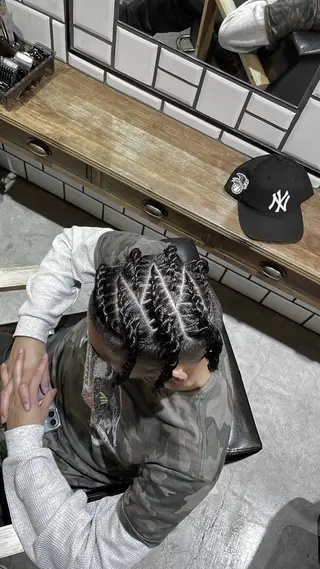 ヘアアレンジ メンズ SALOWIN栄三丁目店所属・メンズ特化/フェード 樋口裕馬のヘアスタイル