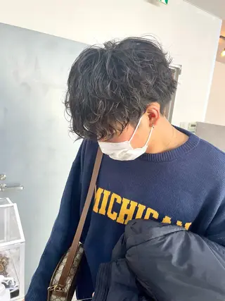ミディアム パーマ メンズ eir心斎橋店所属・エビスザキレン/メン ズ/心斎橋🌳のヘアスタイル