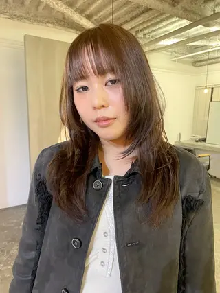 ミディアム カラー CACHÉ ワカナ🎀のヘアスタイル