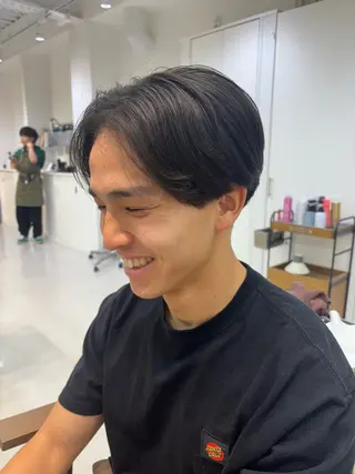 メンズ ニュアンスパーマ/ フェザー/マッシュのヘアスタイル