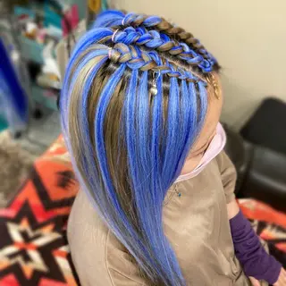 ロング 髪に魔法をかける🪄 💖💫編み込みヘアのヘアスタイル