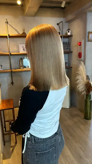 ミディアム 🦭☪️Azumi 縮毛矯正☪️🦭のヘアスタイル