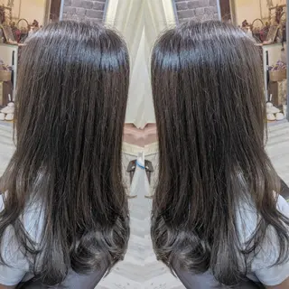 ロング カラー 池田 恵久美のヘアスタイル