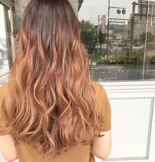 セミロング カラー ヘアアレンジ Mariana/ 鶴原-ハイライトのヘアスタイル