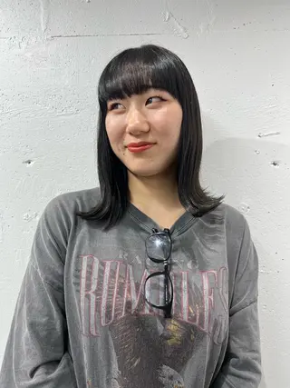 ロング カラー レイヤー／デザイン カット／ヒナノのヘアスタイル