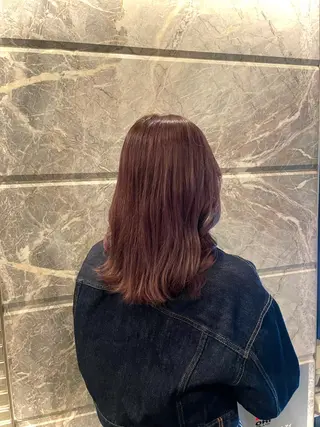 ミディアム 堀 綾花のヘアスタイル