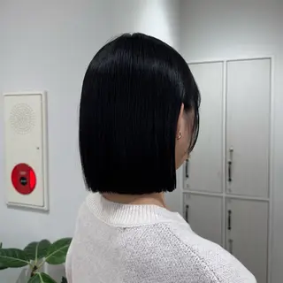 ショート りな🪽カット /縮毛/透明感カラーのヘアスタイル