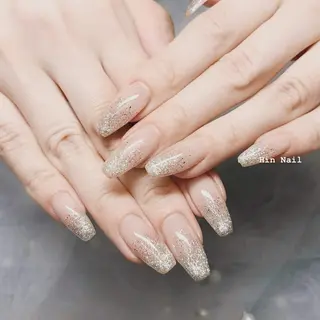ネイル Hin Nailsのネイルデザイン