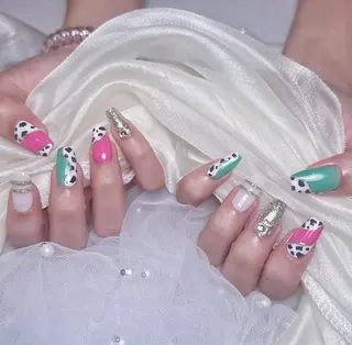 ネイル 🎀も ものネイルデザイン