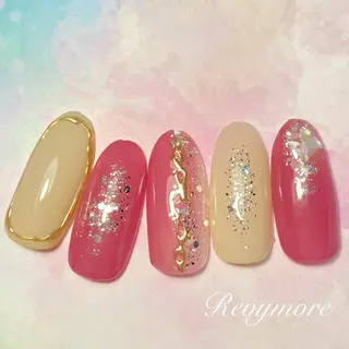 ミディアム ネイル nail salon Revymoreのネイルデザイン
