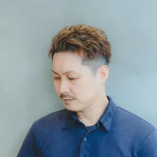 ショート カラー メンズ 宇野 佑馬のヘアスタイル