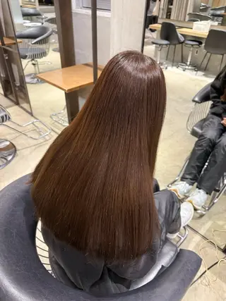 ロング カラー 須藤 優真 切りっぱなしボブのヘアスタイル