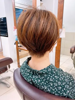 ショート カラー ベリショディレクター 小野 健太郎のヘアスタイル