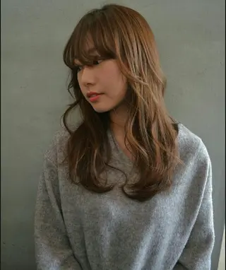 ロング パーマ カラー 青木 みなのヘアスタイル