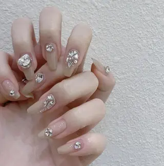 ネイル Queens PUPUのネイルデザイン