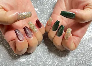 ネイル VIERU 🌈🎀💖のネイルデザイン
