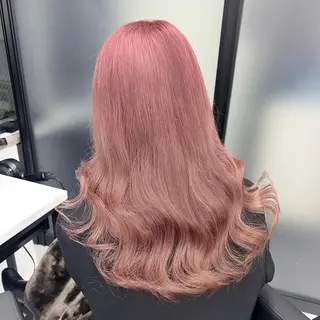 ロング カラー シールエクステ特化 ハイトーン、NANAのヘアスタイル
