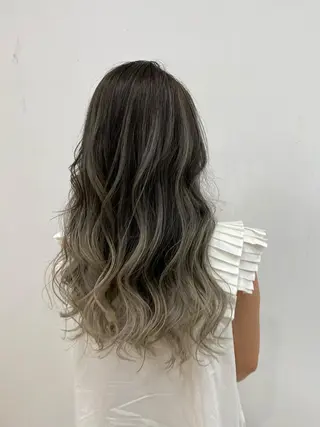 ロング Rubik's江坂 ルービックえさかのヘアスタイル