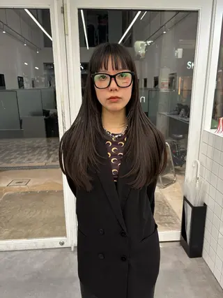 ロング YOLO上野所属・MANA/上野/ カラーモデル🖤✨のヘアスタイル