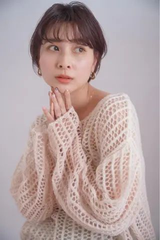 ショート カラー 小顔レイヤー/ ベージュ🤍Rieのヘアスタイル