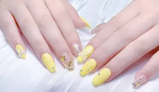 ネイル 小島 阿佑美のネイルデザイン