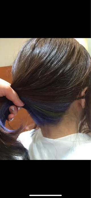 ミディアム カラー 蓮見  友里のヘアスタイル