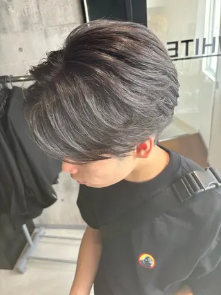 パーマ メンズ _WHITE / KENTOのヘアスタイル
