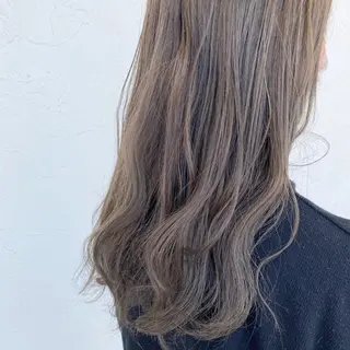 セミロング 成瀬 千佳のヘアスタイル