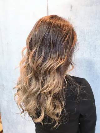 ロング カラー 天野 開のヘアスタイル