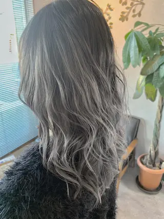 セミロング カラー 山本 貴弘のヘアスタイル