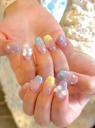 ネイル Eluna【新宿】所属・羽鳥 薫乃のネイルデザイン