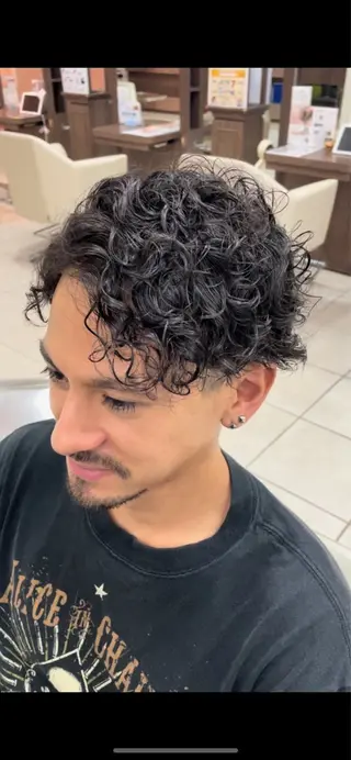 ショート パーマ 大澤　裕貴 【メンズカット】のヘアスタイル