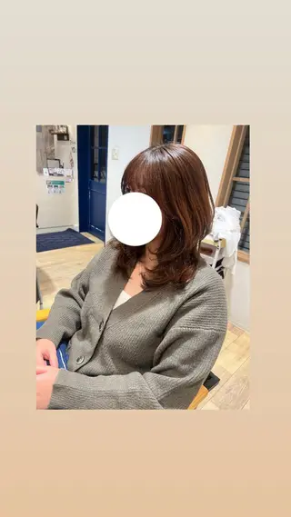 セミロング カラー 三浦 吏恵のヘアスタイル