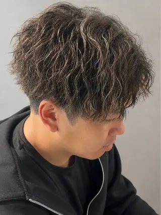 パーマ メンズ 安部 真弘のヘアスタイル