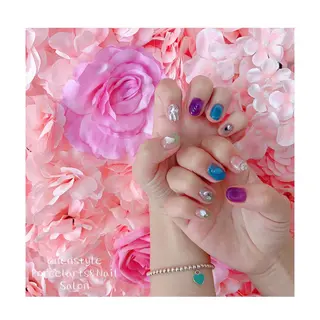 ショート ネイル 👑enen style👑のネイルデザイン