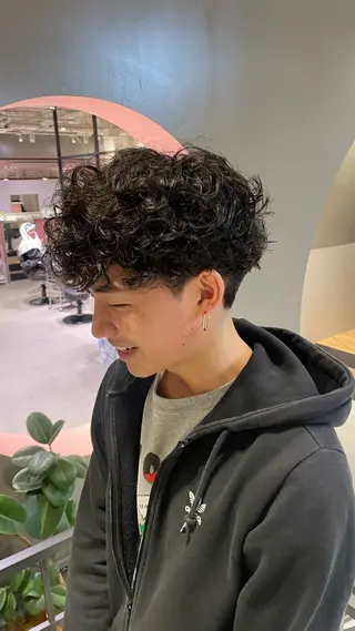 パーマ メンズ ないとう ゆうかのヘアスタイル