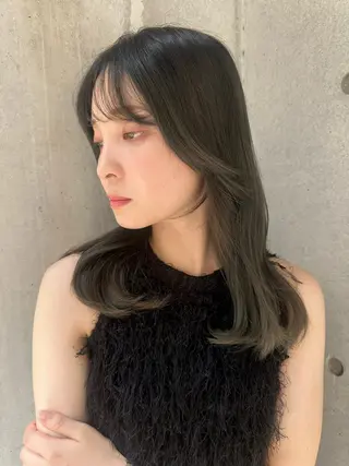 ミディアム 米川 沙妃のヘアスタイル