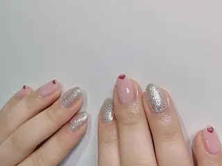 ネイル Shis_🦄shi 韓国風キラキラネイルのネイルデザイン