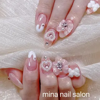 ネイル 🎀ゆうず 𝜗𝜚 ྀིのネイルデザイン