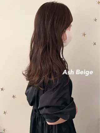セミロング カラー 市川 千夏のヘアスタイル