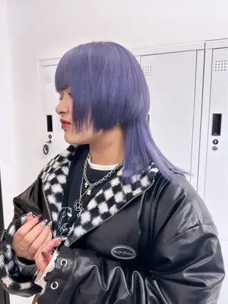 ミディアム カラー ヘアアレンジ TAKUMAブリーチ /切りっぱなし🪽のヘアスタイル
