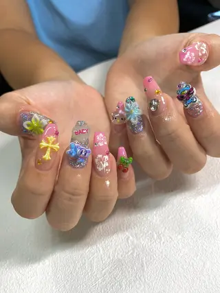 ネイル デコパーツが得意♪ ネイル/眉毛/エステの眉毛・アイブロウイメージ