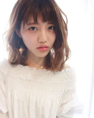 ミディアム カラー パーマ tuuli トゥーリのヘアスタイル