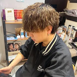 ミディアム パーマ メンズ Ore🫧タナカマヤ /柔らかい質感カラーのヘアスタイル