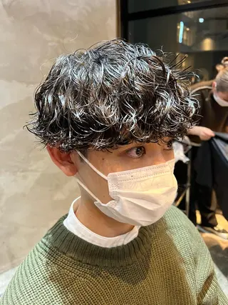 ショート パーマ メンズ 波巻きスパイラルパー マ/シャドウパーマ駿のヘアスタイル