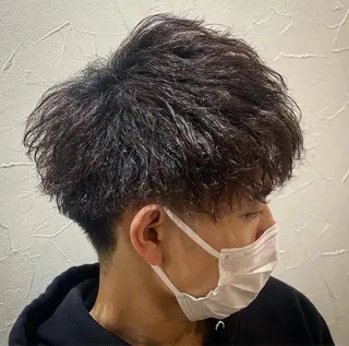 ショート パーマ メンズ 浅見 天翔のヘアスタイル