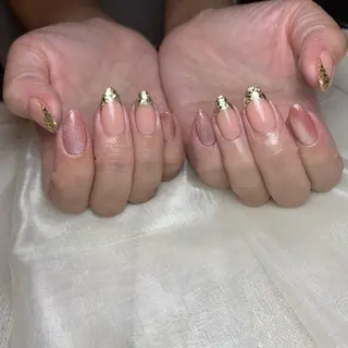 ネイル 里見 麗のネイルデザイン