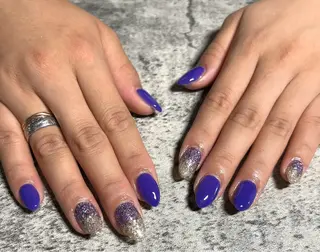 ミディアム 2DY NAIL SALONのネイルデザイン